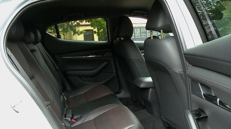 Mazda 3 clearance rear seat